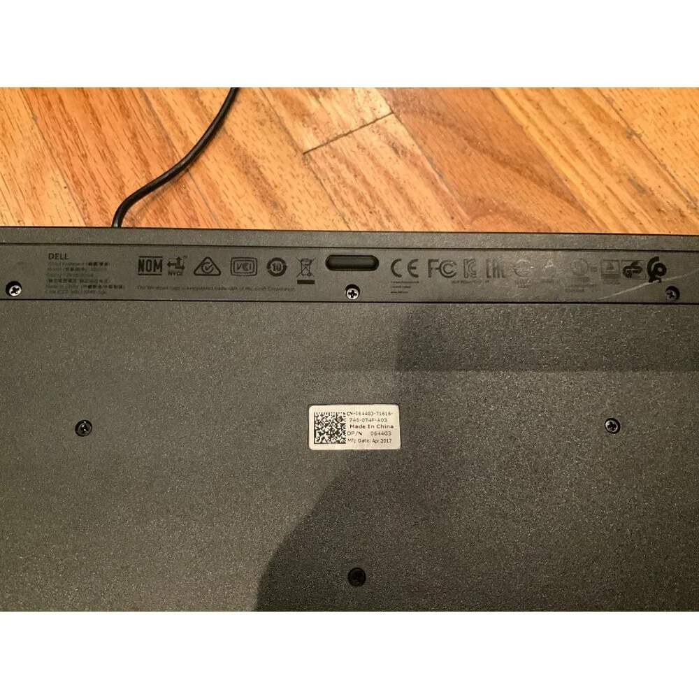 Dell Wired USB Keyboard Black Sleek Design With Number Pad 644G3